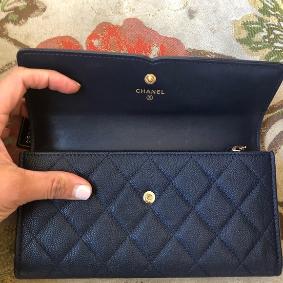Authentic Chanel Filigree Long Wallet - Picture 3 of 6